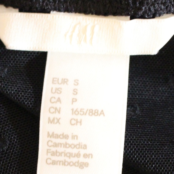 H&M, polkadot dot mesh short sleeve shirt - Picture 4 of 4